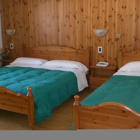 伊内斯别墅酒店