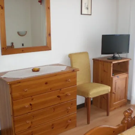 伊内斯别墅酒店 3*